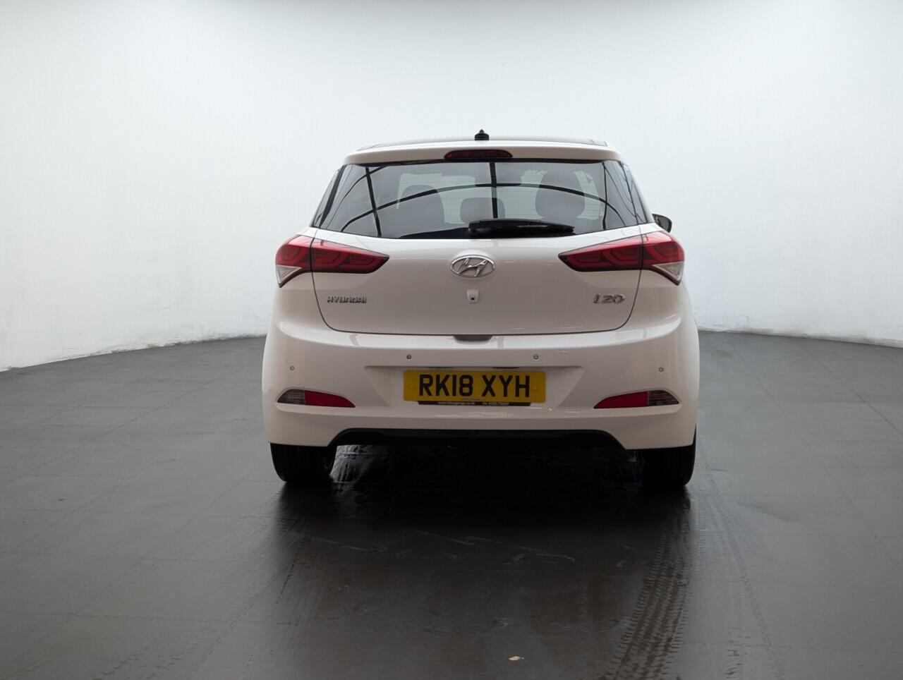 Used Hyundai i20 2018 for sale - 77098147: Photo 7