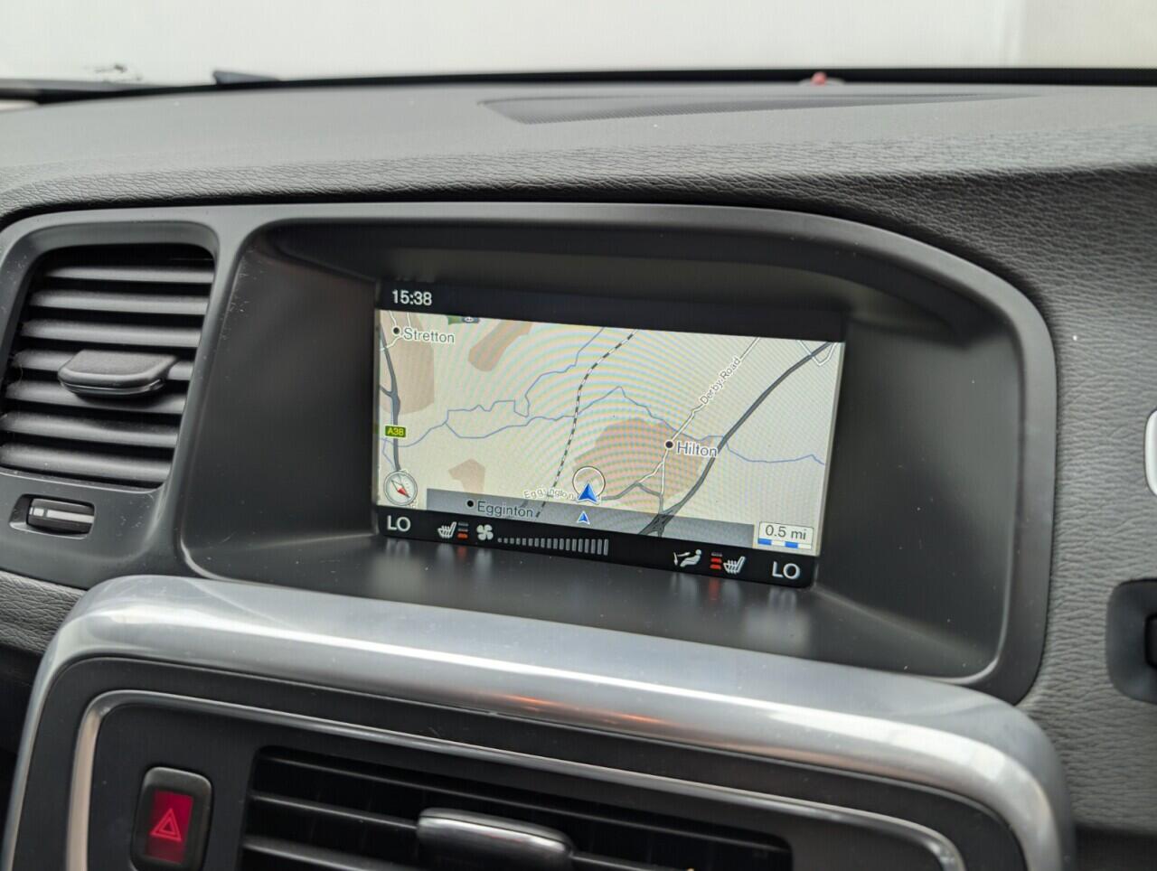 Used Volvo V60 2016 for sale - 76424266: Photo 13