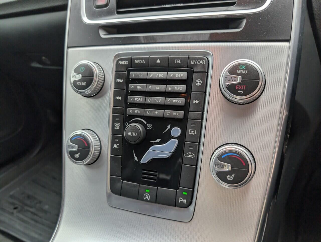 Used Volvo V60 2016 for sale - 76424266: Photo 15