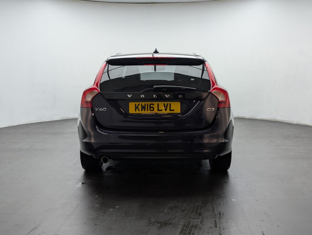 Used Volvo V60 2016 for sale - 76424266: Photo 7