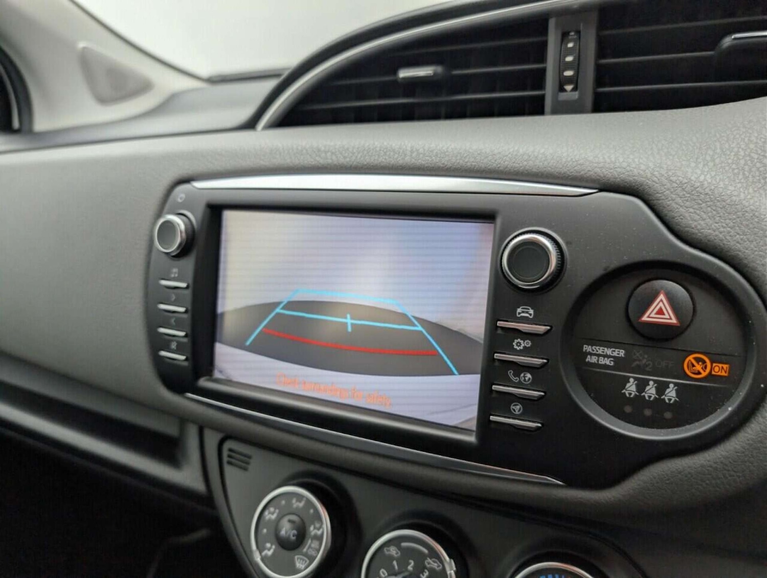 Used Toyota Yaris 2019 for sale - 77762387: Photo 16