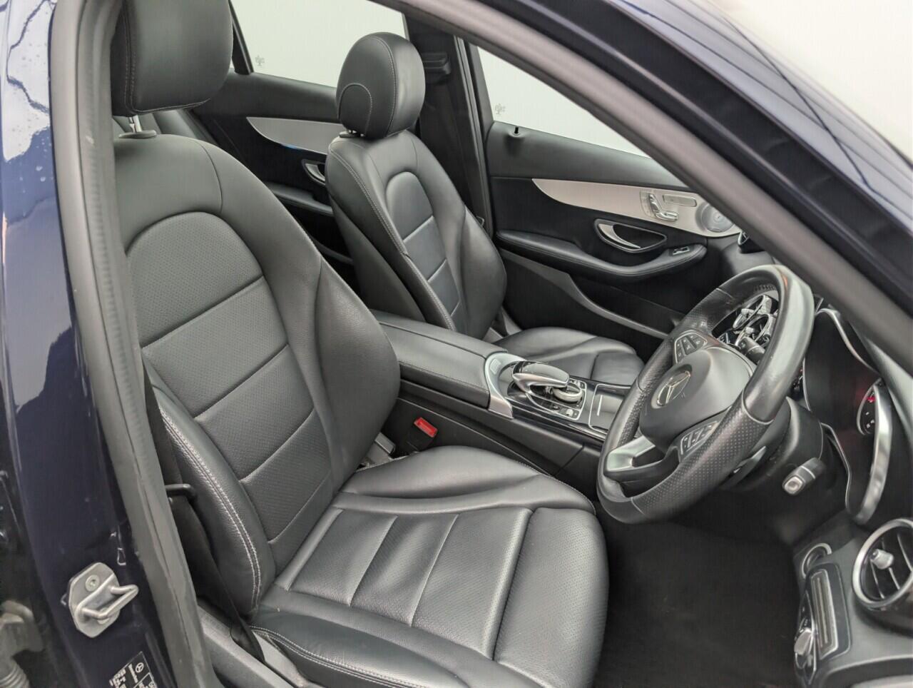 Used Mercedes-Benz C Class 2018 for sale - 77559163: Photo 12