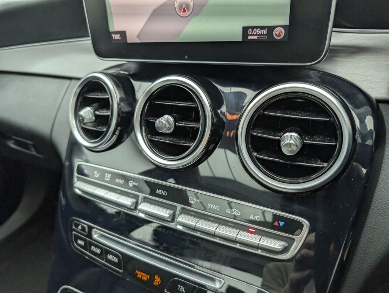 Used Mercedes-Benz C Class 2018 for sale - 77559163: Photo 16