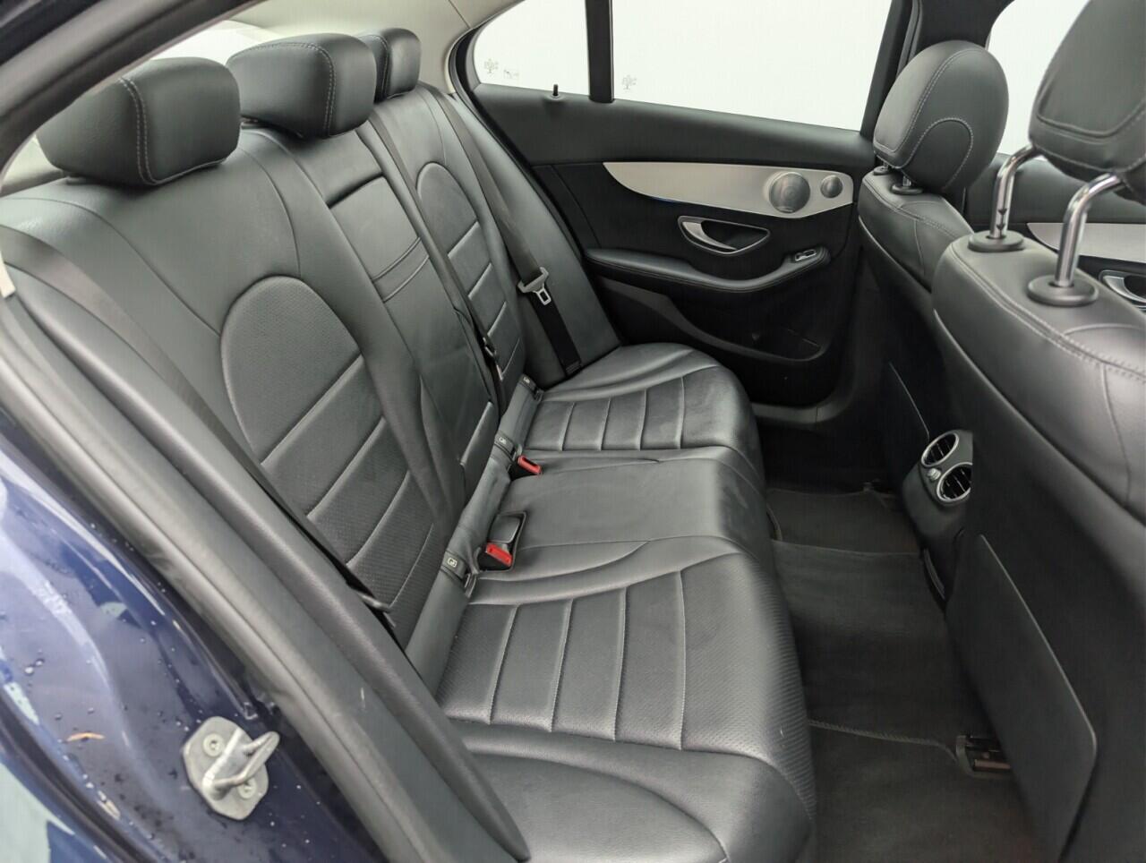 Used Mercedes-Benz C Class 2018 for sale - 77559163: Photo 26