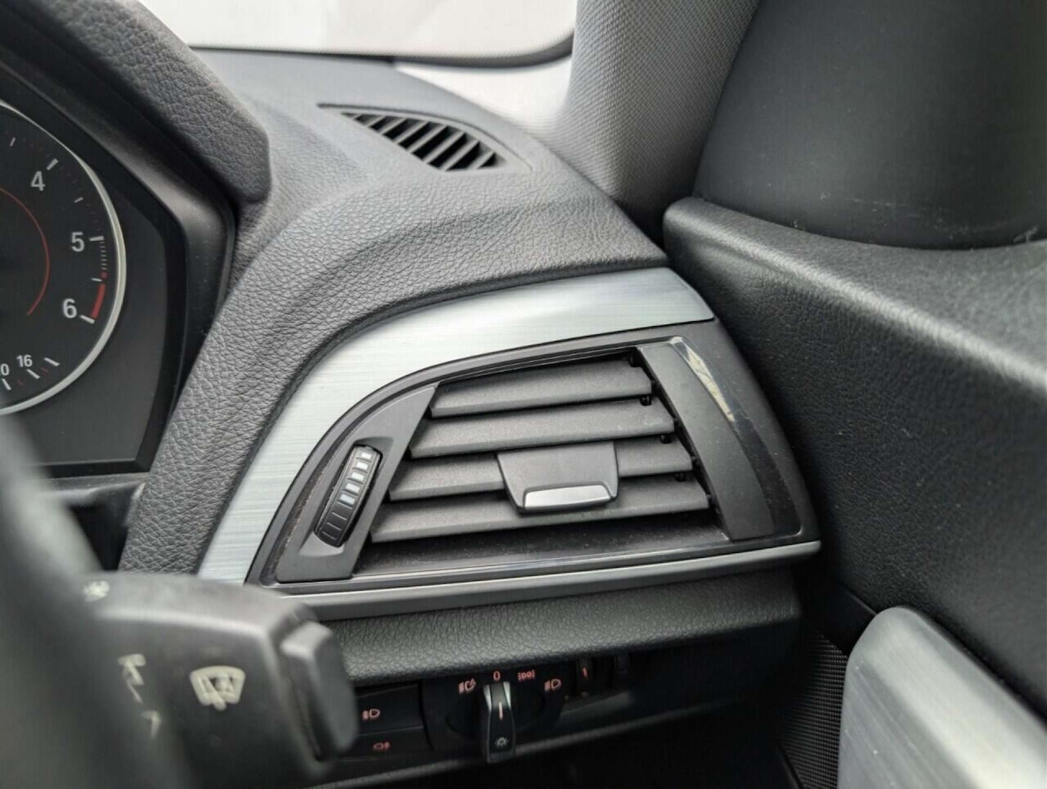 Used BMW 2 Series 2017 for sale - 77713015: Photo 19