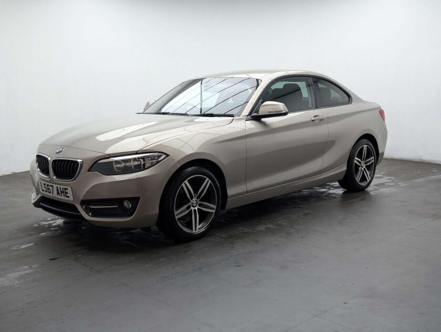 Used BMW 2 Series 2017 for sale - 77713015: Photo 4