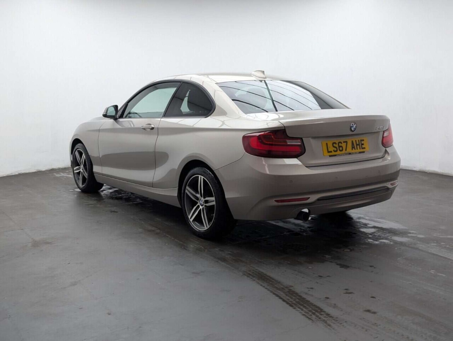 Used BMW 2 Series 2017 for sale - 77713015: Photo 6