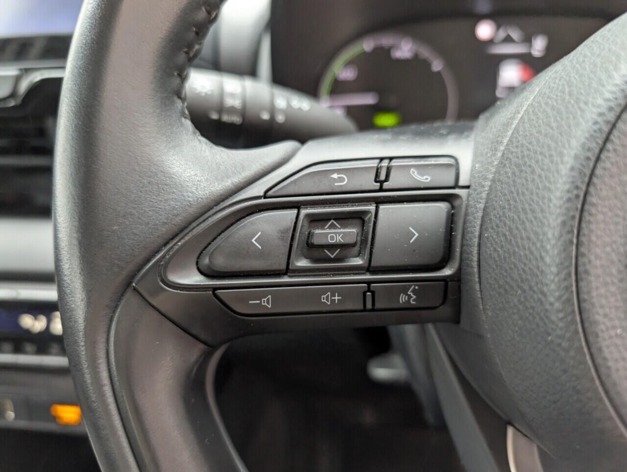 Used Toyota Yaris 2023 for sale - 76422600: Photo 19