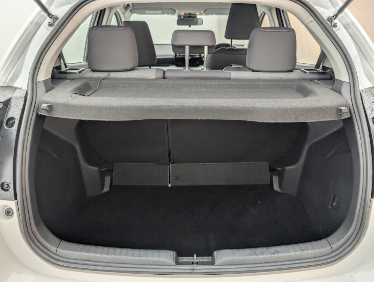 Used Toyota Yaris 2023 for sale - 76422600: Photo 26