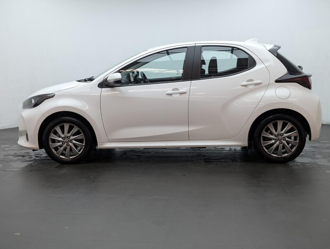 Used Toyota Yaris 2023 for sale - 76422600: Photo 5