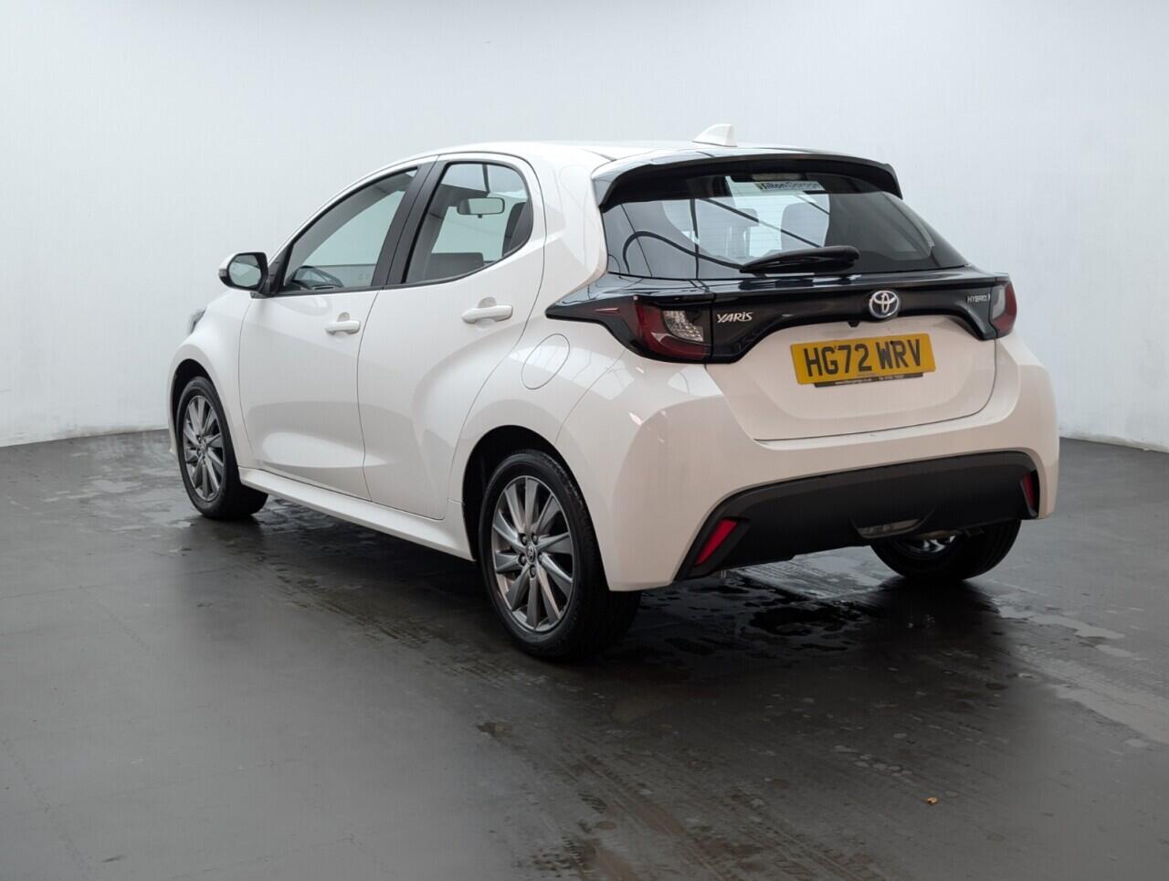 Used Toyota Yaris 2023 for sale - 76422600: Photo 6