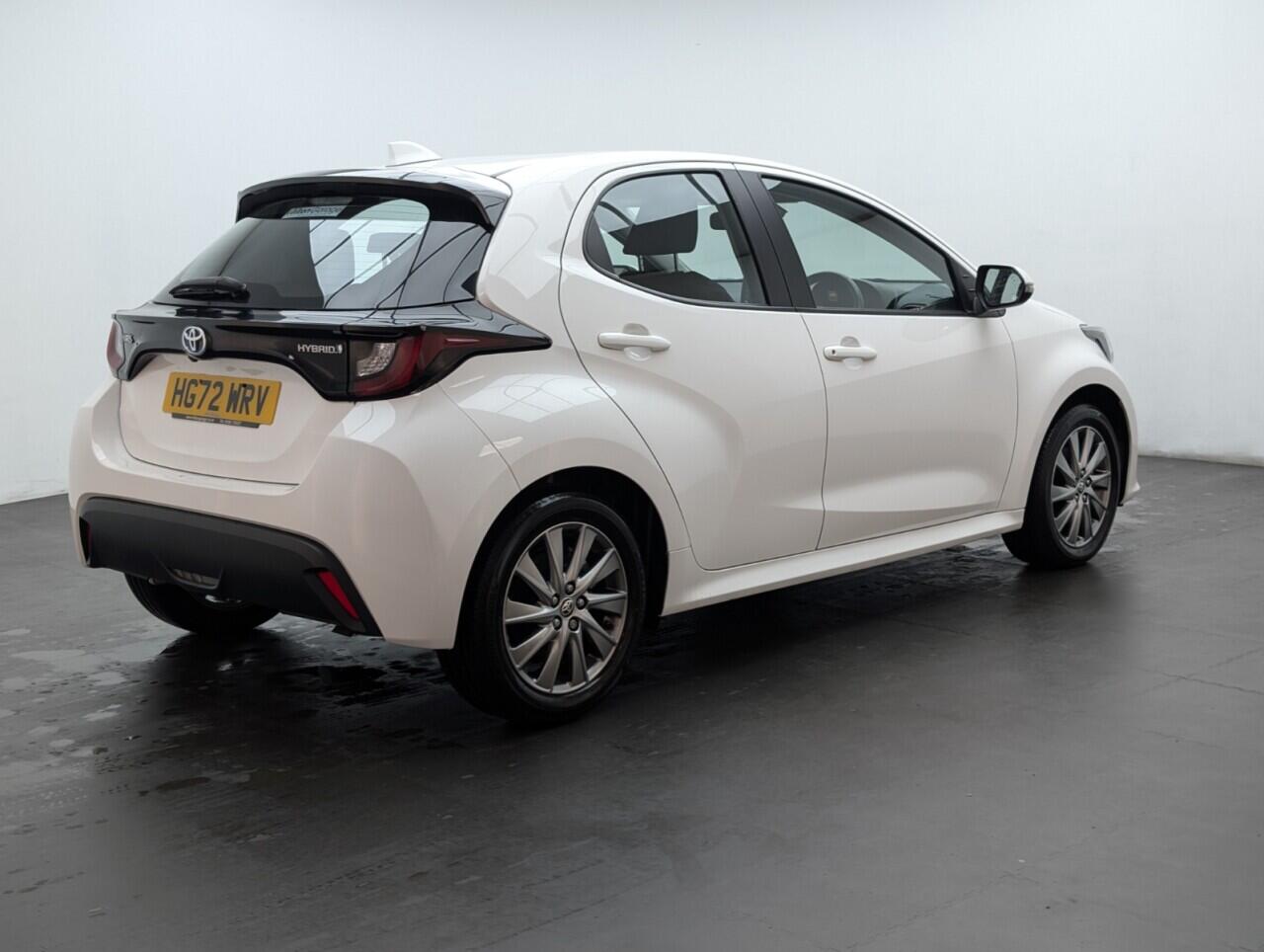 Used Toyota Yaris 2023 for sale - 76422600: Photo 8