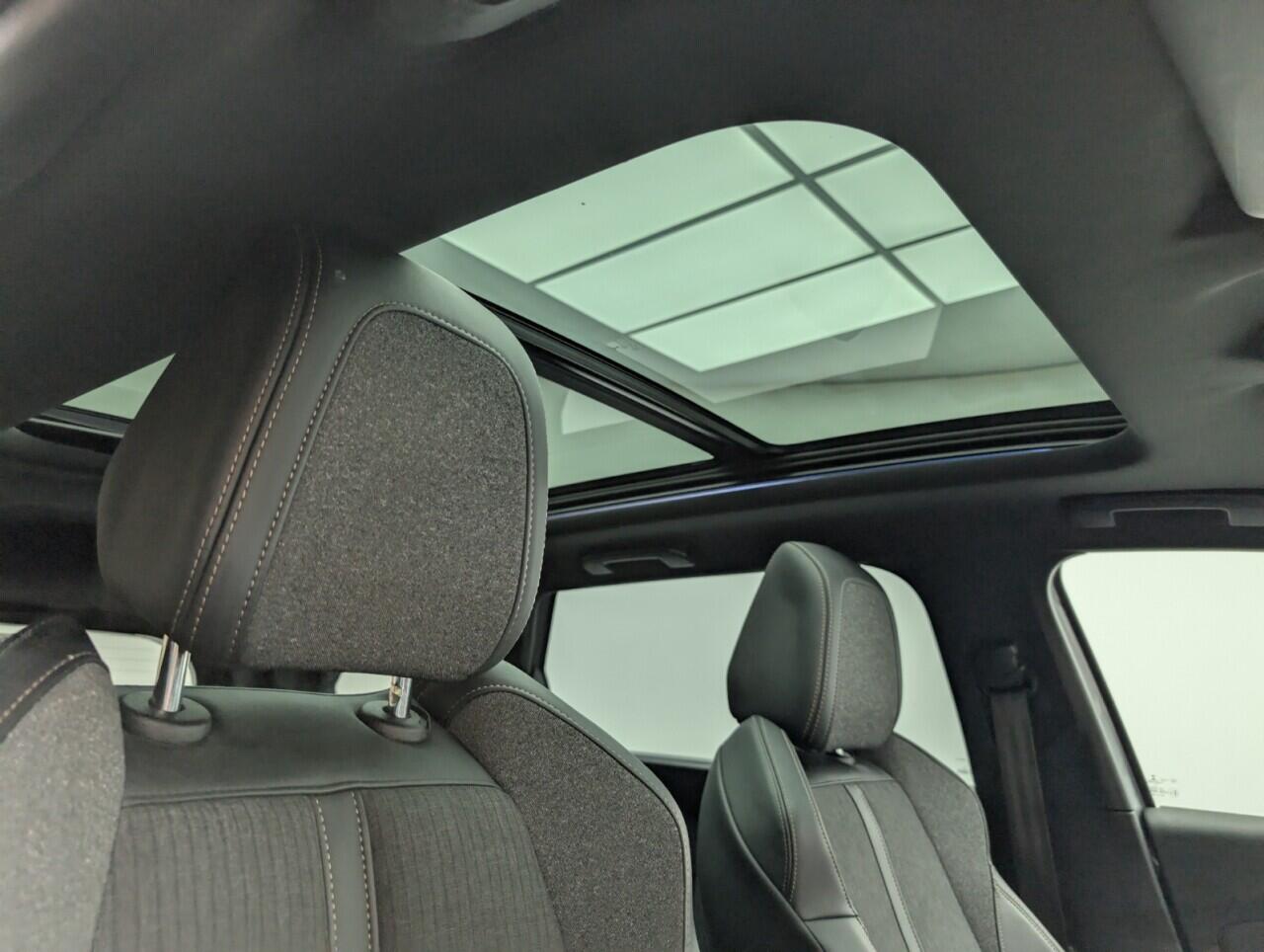 Used Peugeot 5008 2019 for sale - 76422752: Photo 24