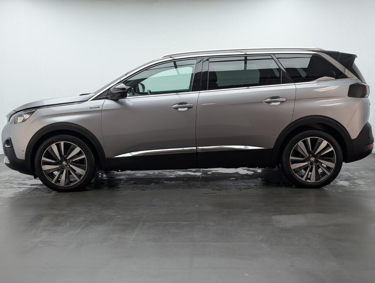 Used Peugeot 5008 2019 for sale - 76422752: Photo 5