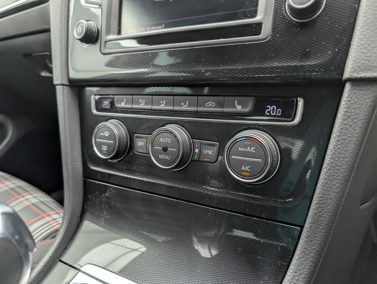 Used Volkswagen Golf 2016 for sale - 76424800: Photo 16