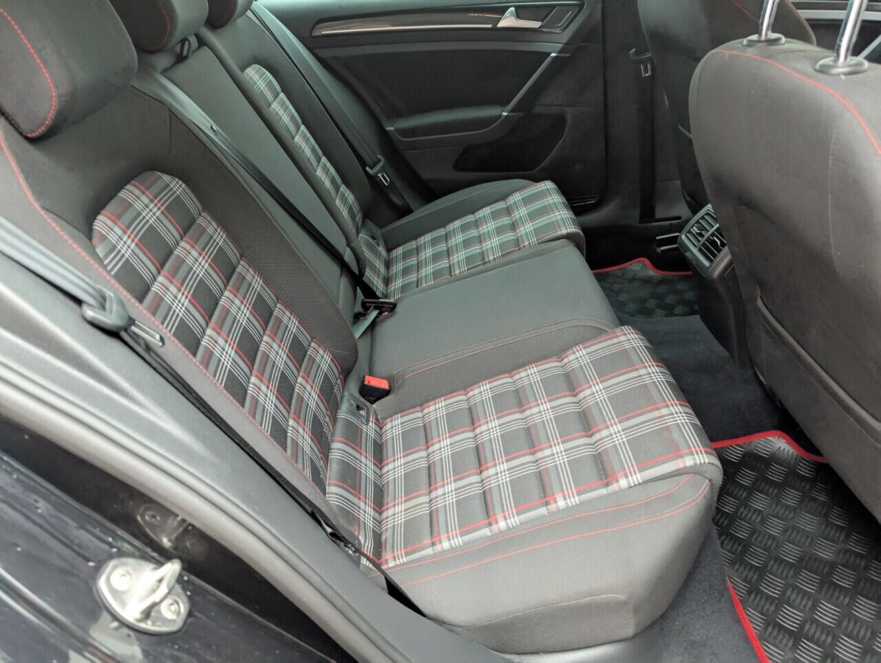 Used Volkswagen Golf 2016 for sale - 76424800: Photo 25