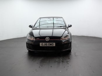 Used Volkswagen Golf 2016 for sale - 76424800: Photo