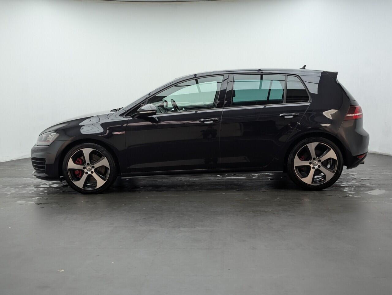 Used Volkswagen Golf 2016 for sale - 76424800: Photo 5