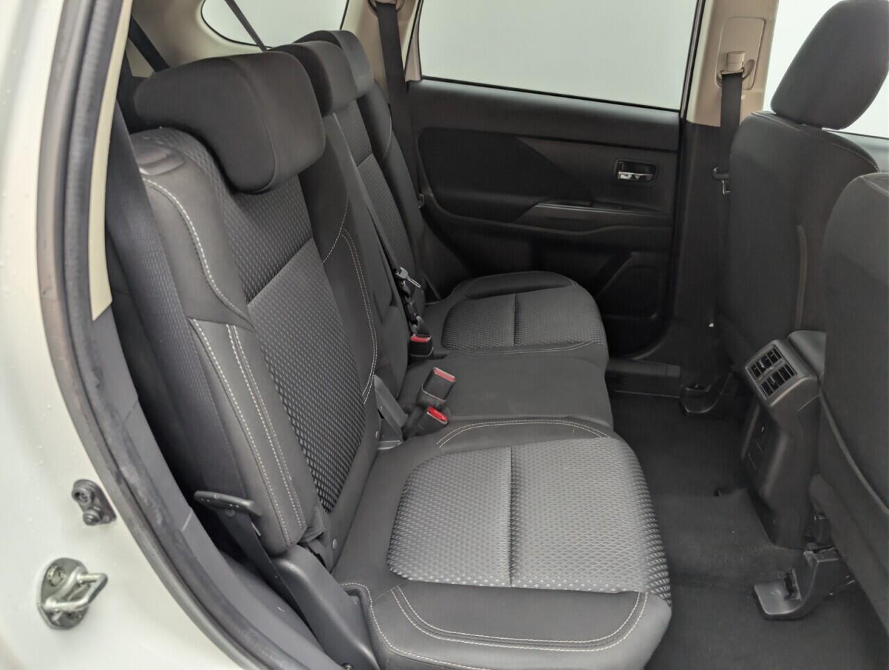 Used Mitsubishi Outlander 2019 for sale - 76658177: Photo 22