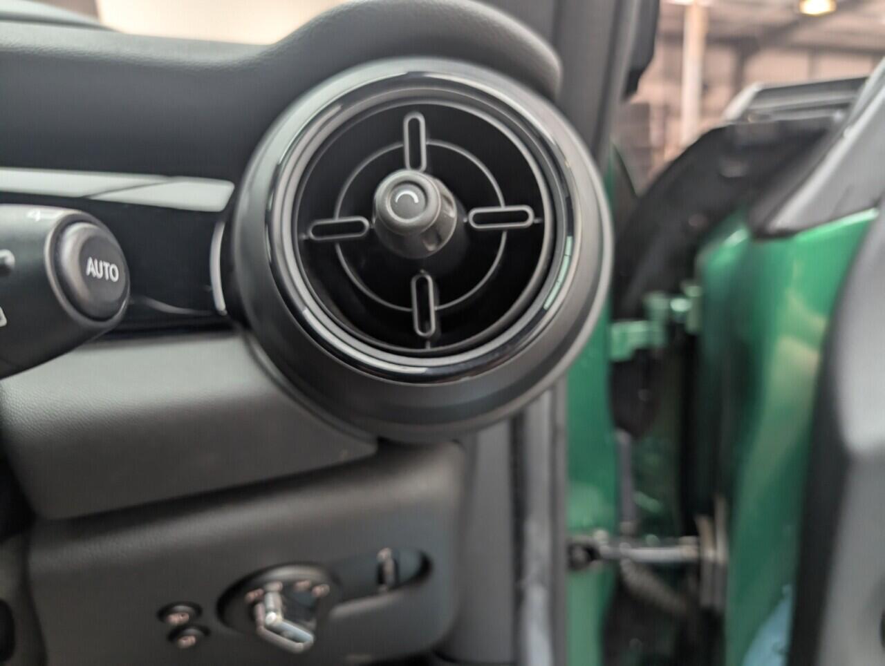 Used MINI Electric Hatch 2021 for sale - 76422751: Photo 22