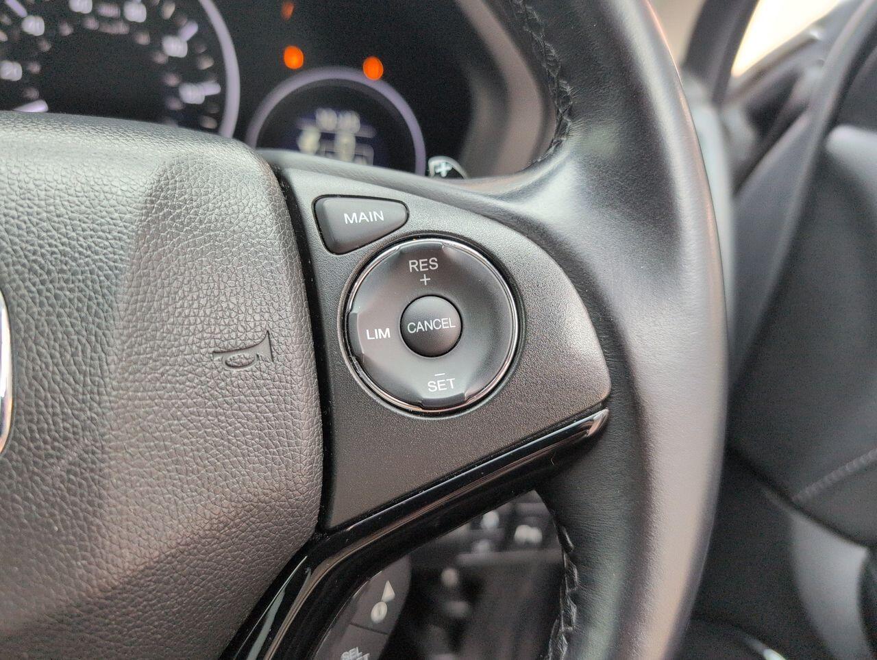 Used Honda HR-V 2017 for sale - 76422944: Photo 19