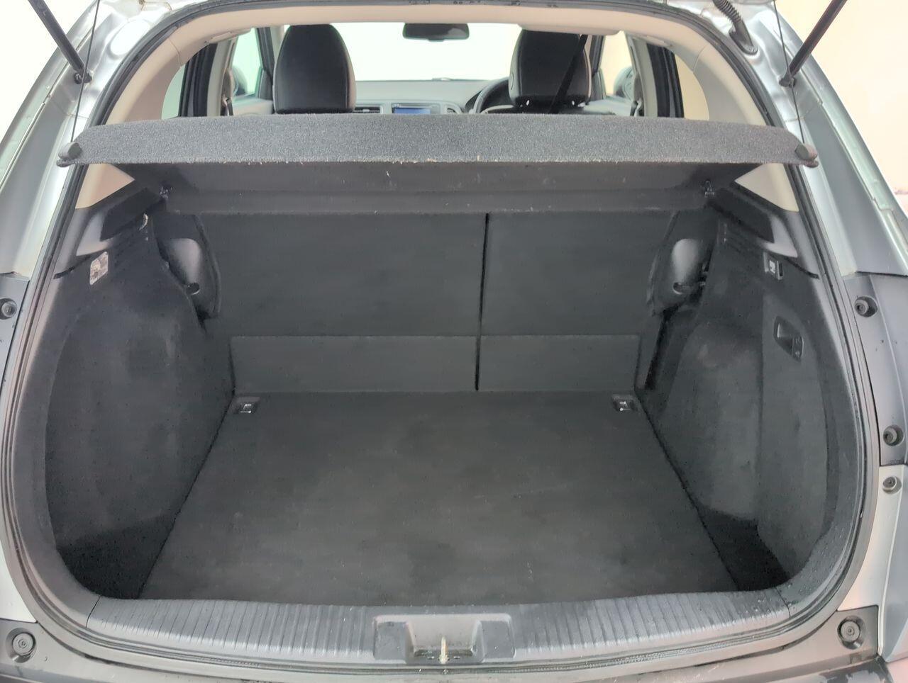 Used Honda HR-V 2017 for sale - 76422944: Photo 25