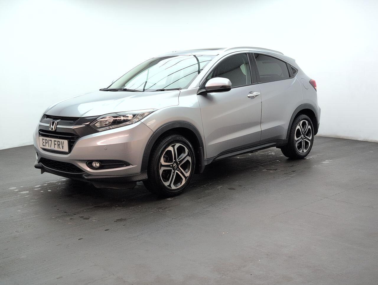 Used Honda HR-V 2017 for sale - 76422944: Photo 4