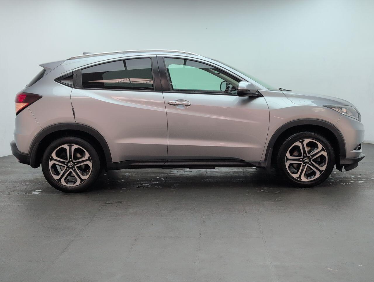 Used Honda HR-V 2017 for sale - 76422944: Photo 9