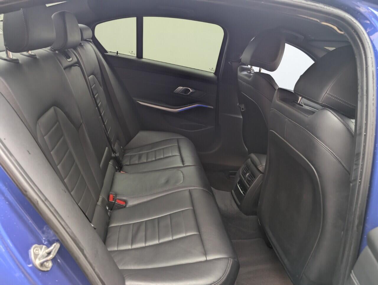 Used BMW 3 Series 2019 for sale - 76423220: Photo 26