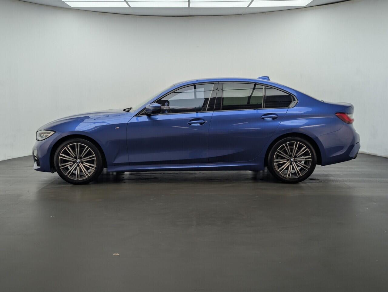 Used BMW 3 Series 2019 for sale - 76423220: Photo 5