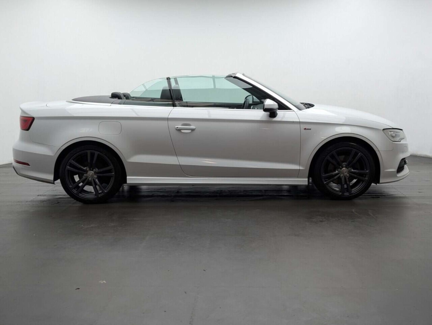 Used Audi A3 2016 for sale - 77714420: Photo 9