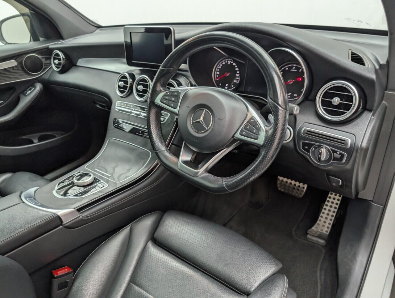 Used Mercedes-Benz GLC 2019 for sale - 76424258: Photo 11