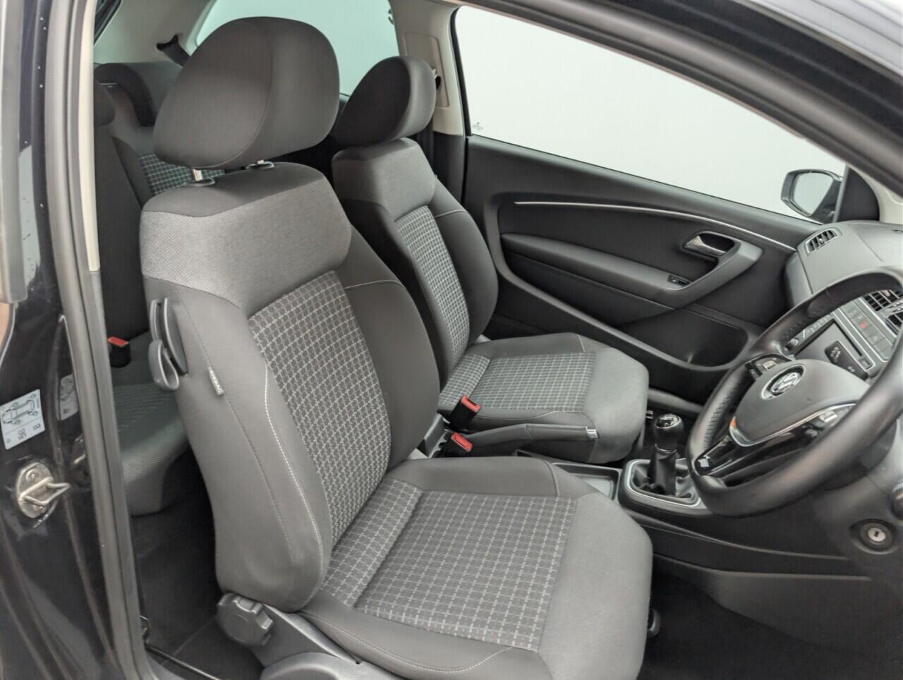 Used Volkswagen Polo for sale - 76998982: Photo 12