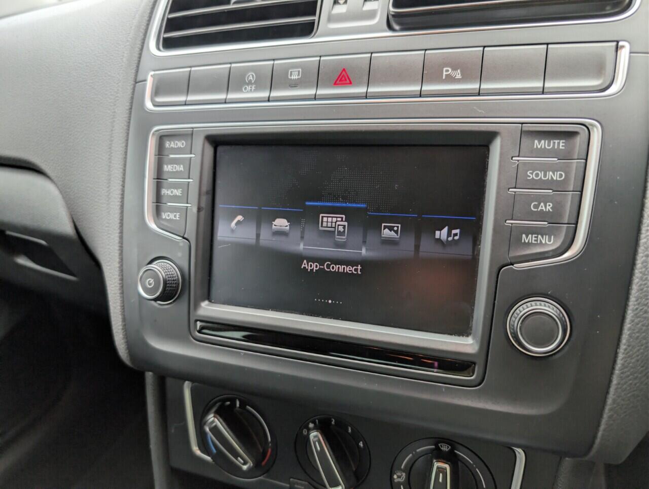 Used Volkswagen Polo for sale - 76998982: Photo 14