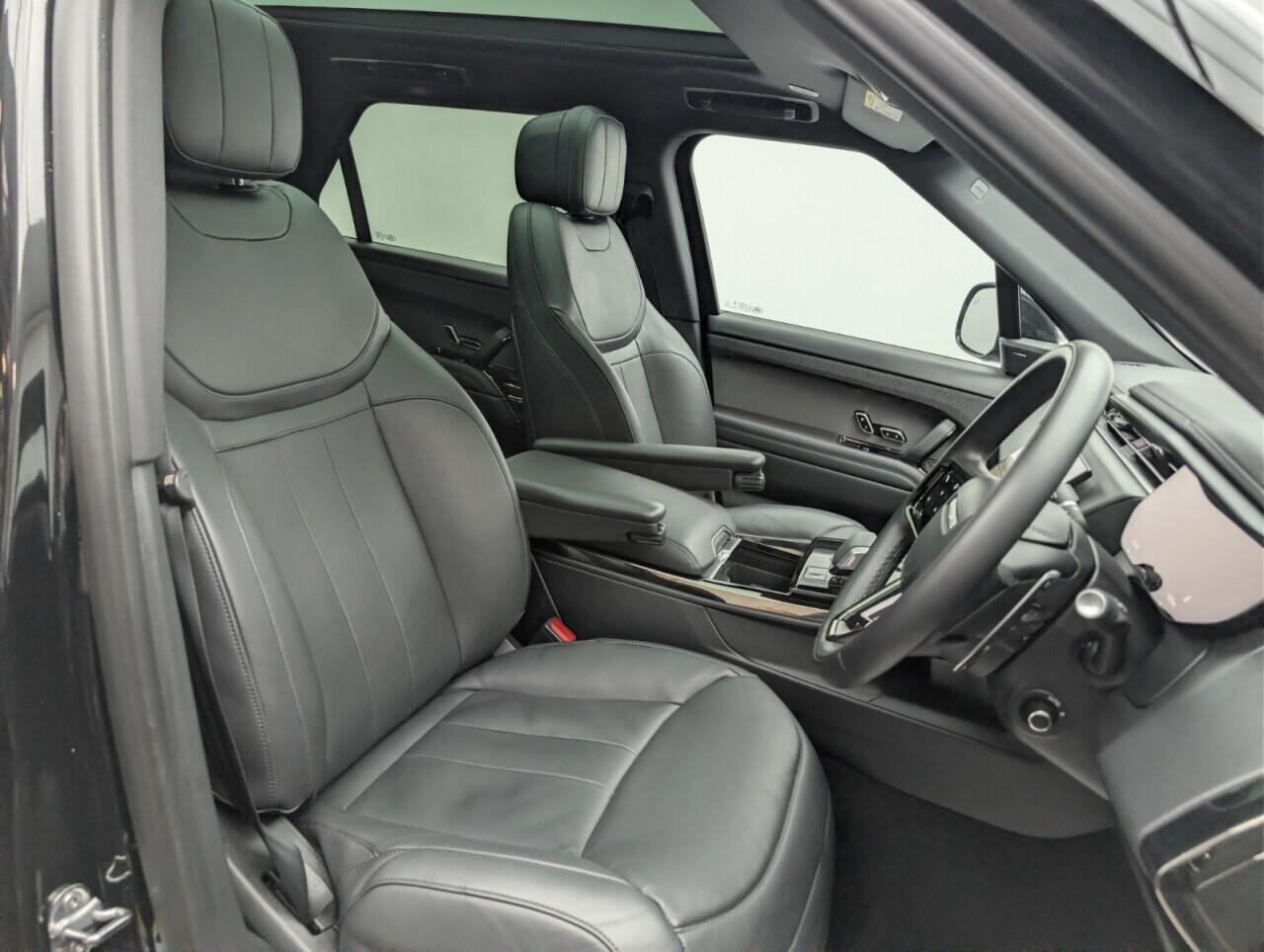 Used Land Rover Range Rover Sport 2023 for sale - 77625036: Photo 11