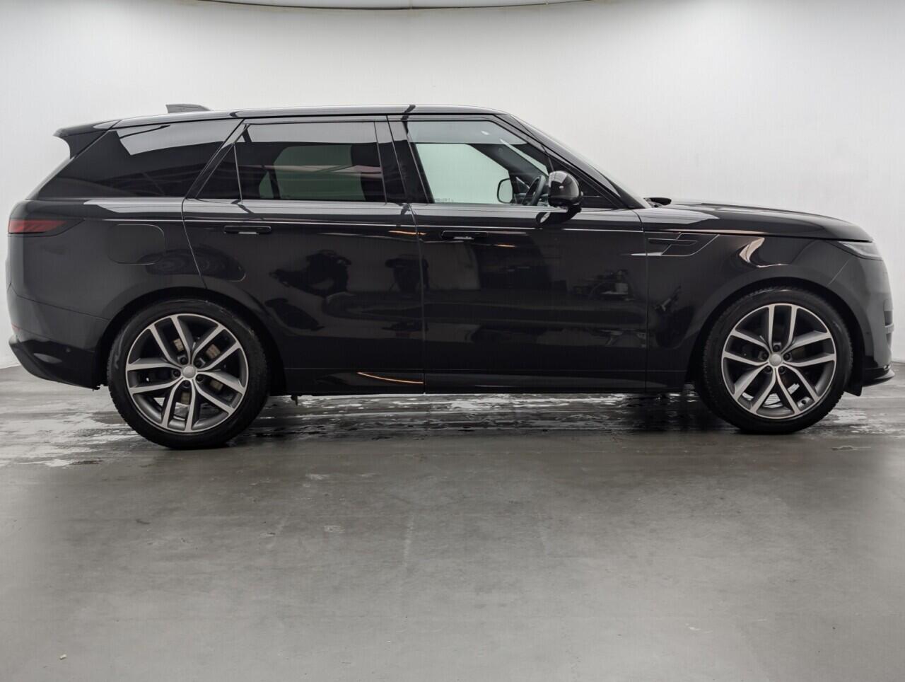 Used Land Rover Range Rover Sport 2023 for sale - 77625036: Photo 8