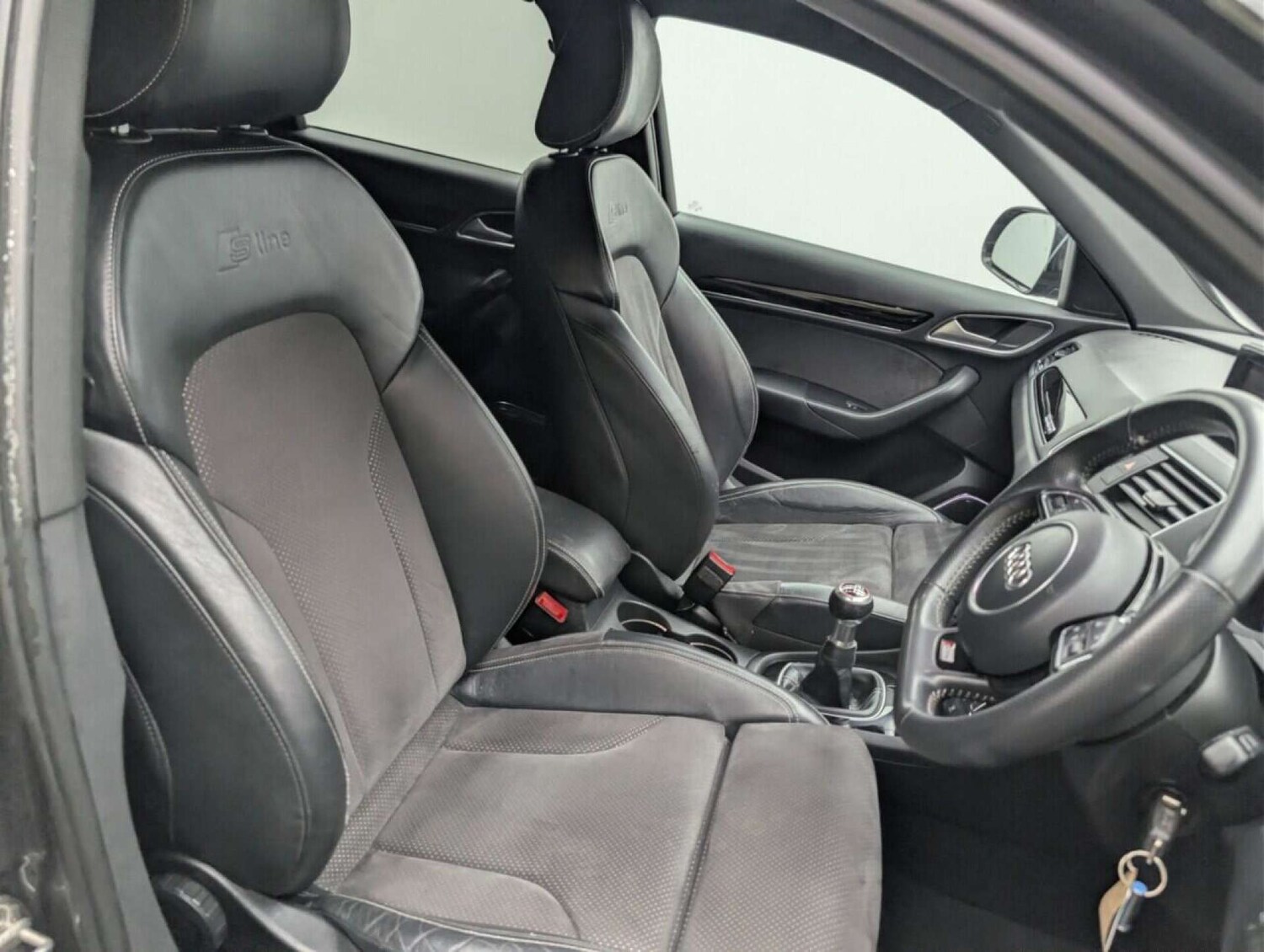 Used Audi Q3 2017 for sale - 77713169: Photo 12