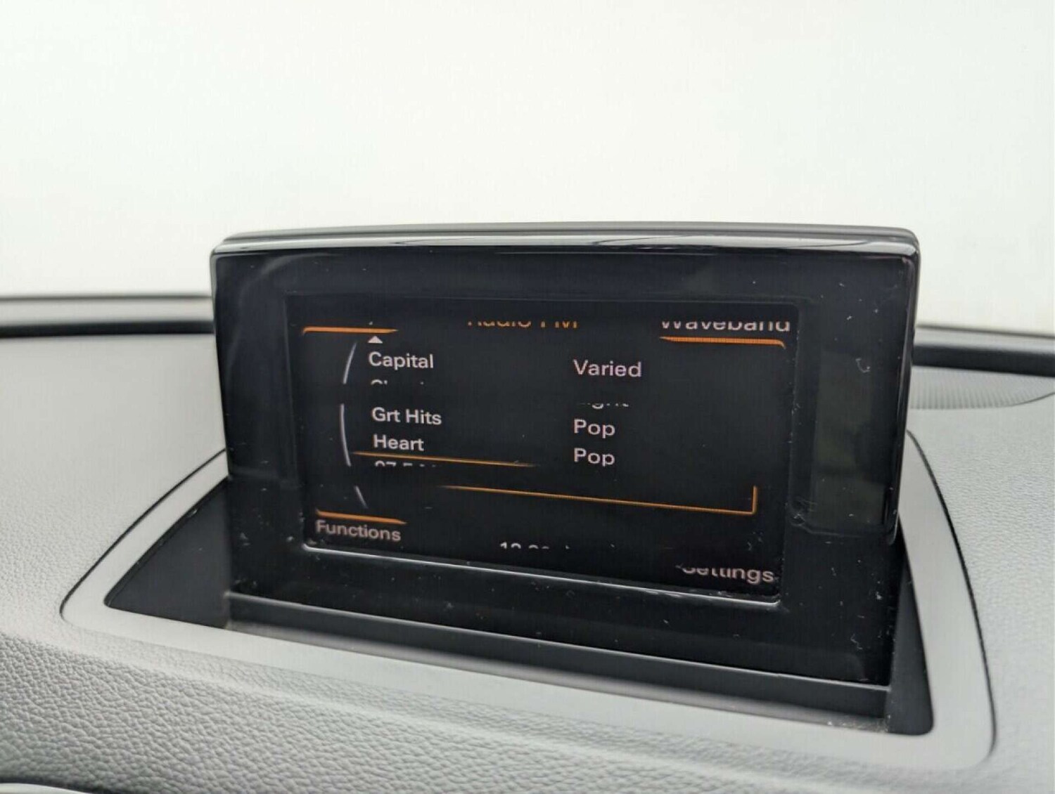 Used Audi Q3 2017 for sale - 77713169: Photo 13