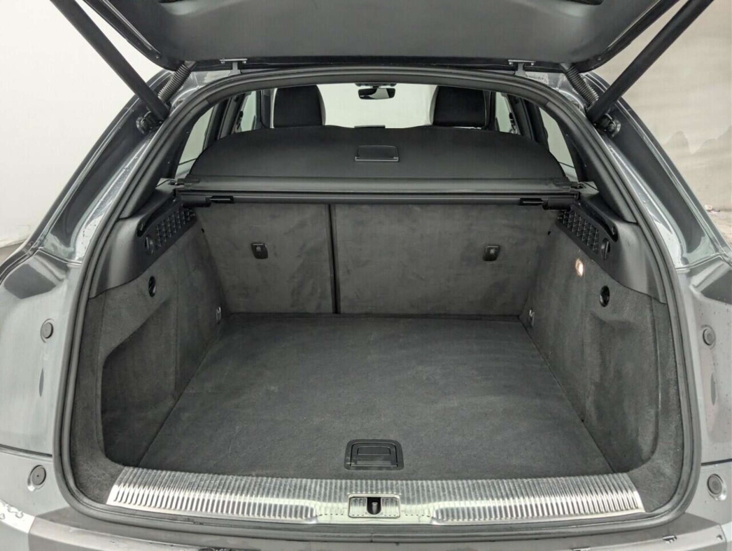 Used Audi Q3 2017 for sale - 77713169: Photo 24