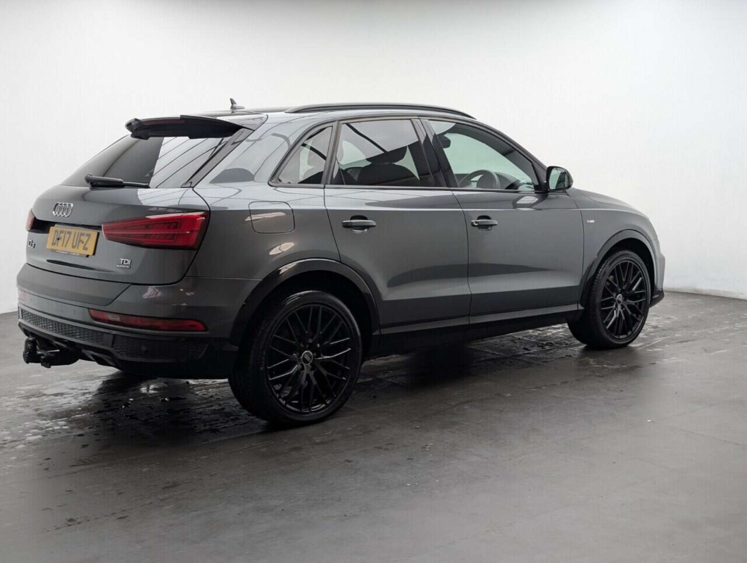 Used Audi Q3 2017 for sale - 77713169: Photo 8