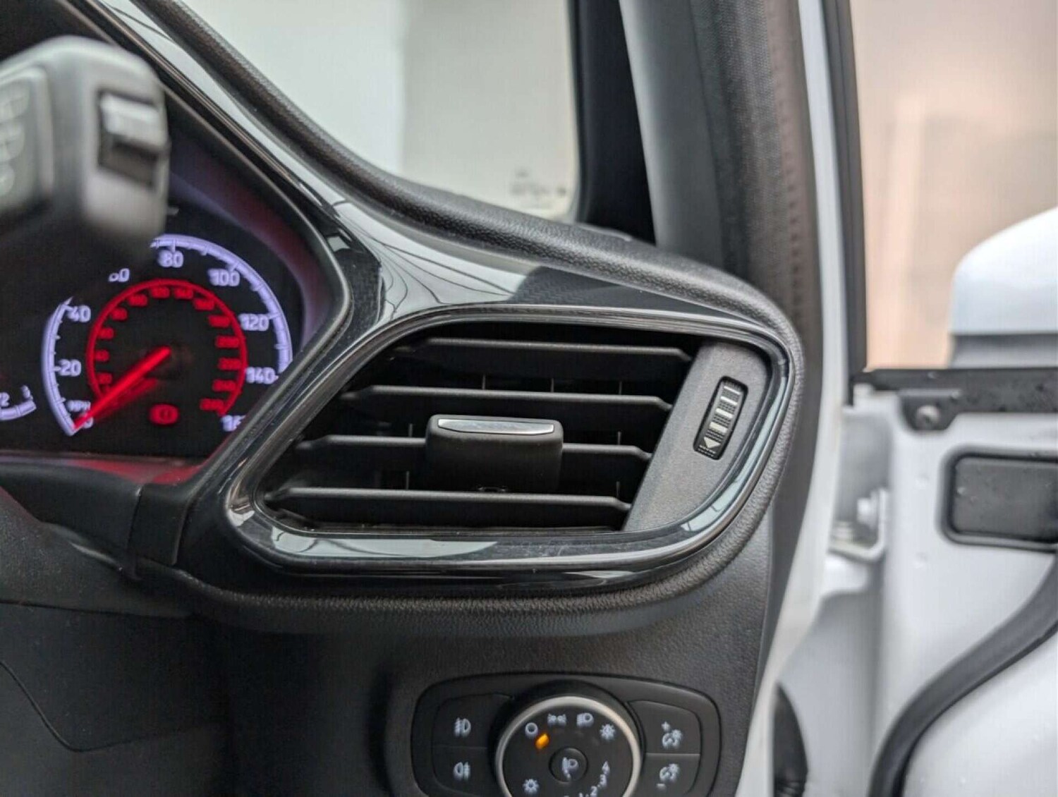 Used Ford Fiesta 2020 for sale - 77713540: Photo 21