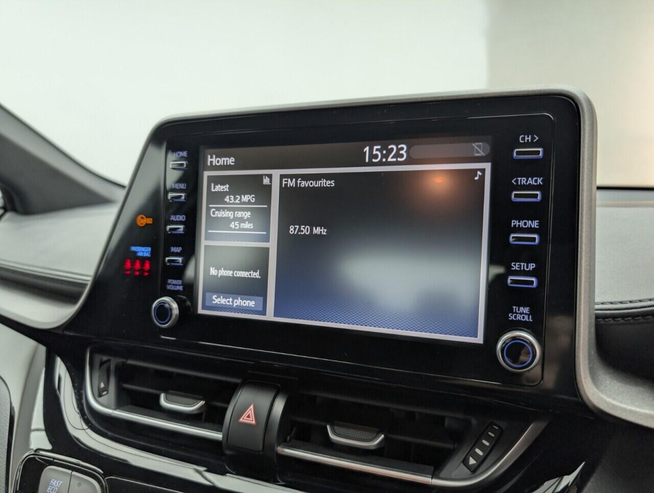 Used Toyota C-HR 2022 for sale - 76424726: Photo 14