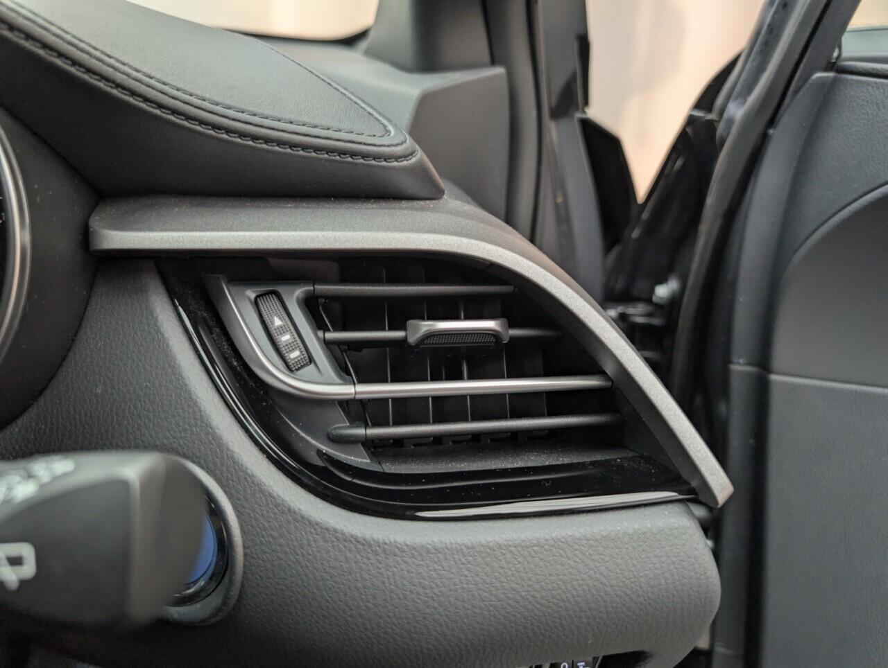 Used Toyota C-HR 2022 for sale - 76424726: Photo 21