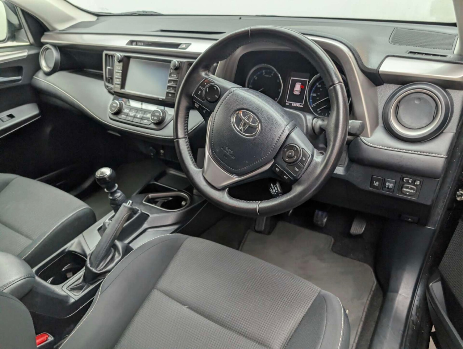 Used Toyota RAV4 2016 for sale - 77766893: Photo 13