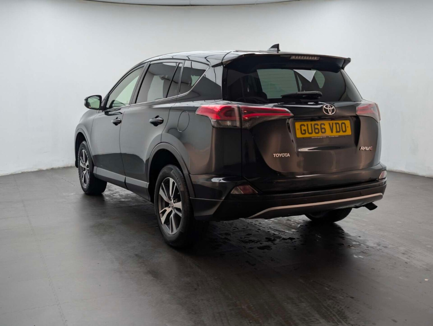 Used Toyota RAV4 2016 for sale - 77766893: Photo 8