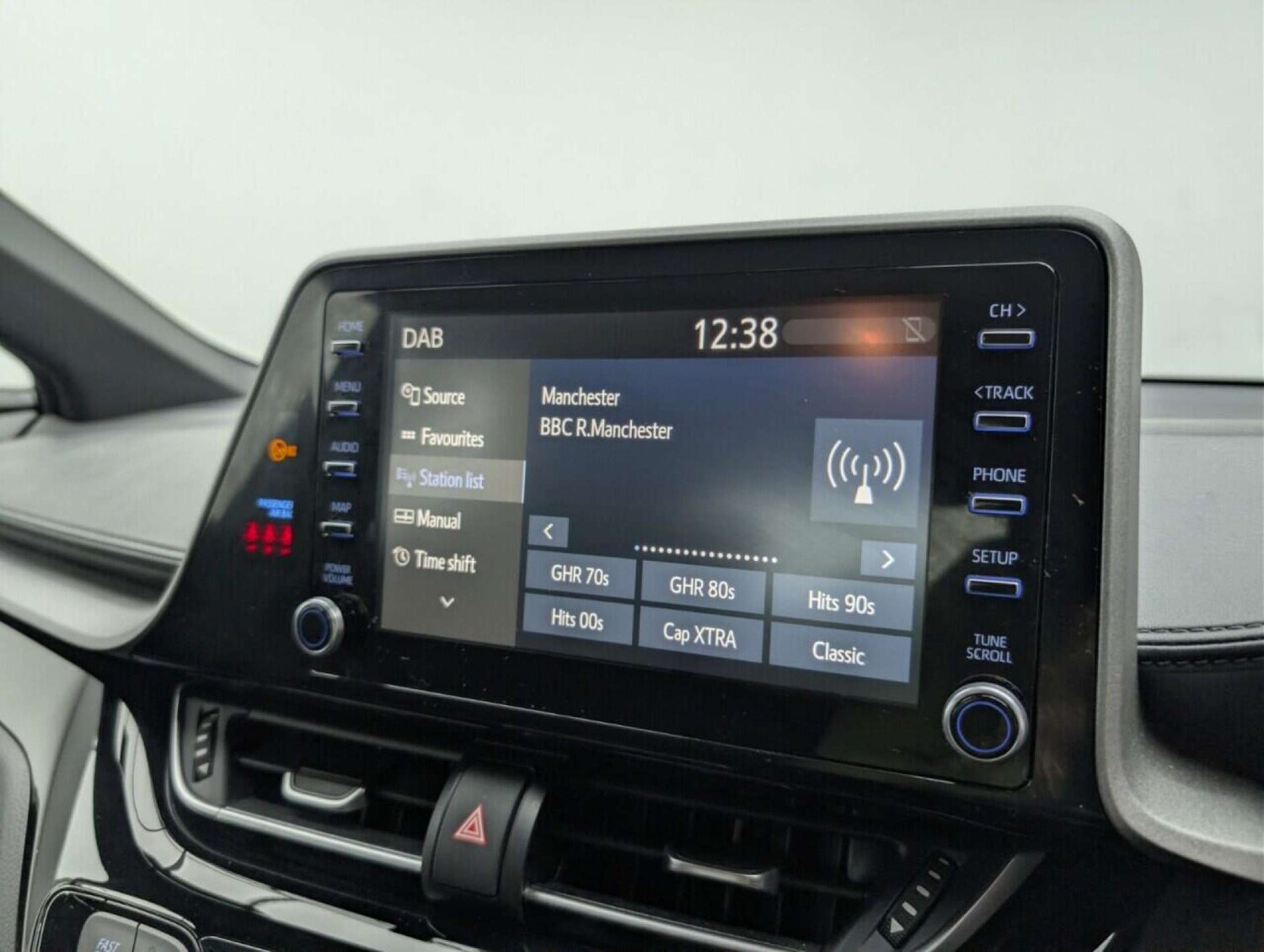 Used Toyota C-HR 2023 for sale - 77714198: Photo 13