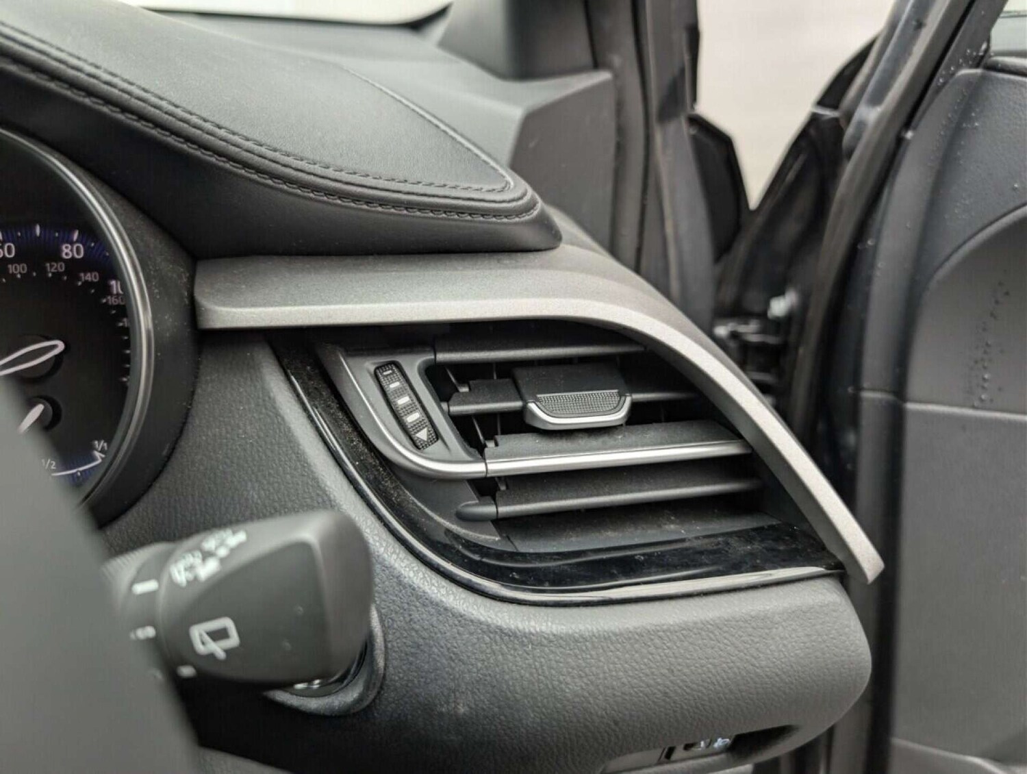 Used Toyota C-HR 2023 for sale - 77714198: Photo 19