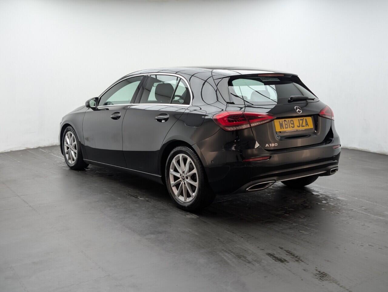 Used Mercedes-Benz A-Class 2019 for sale - 76823464: Photo 6