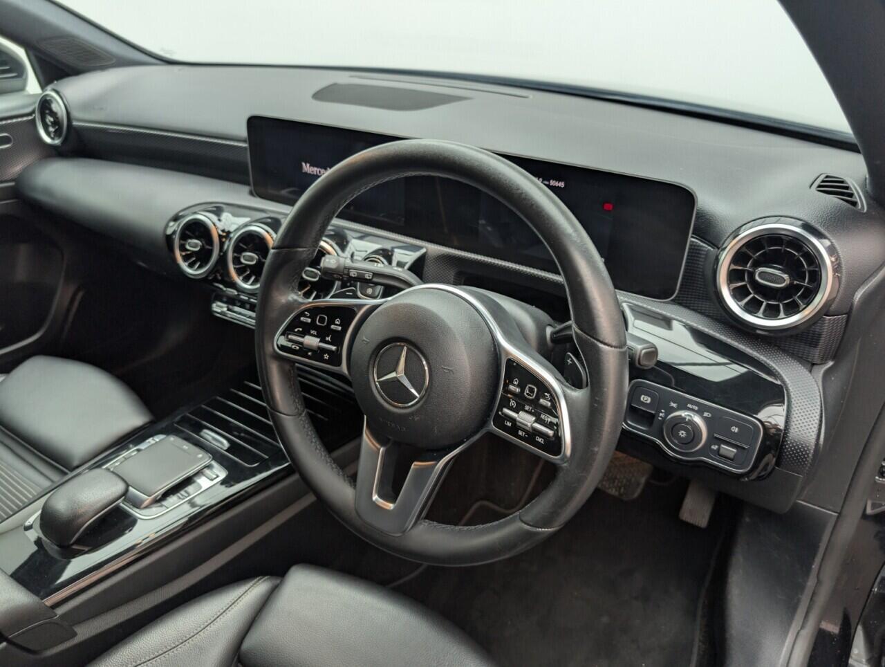 Used Mercedes-Benz A-Class 2018 for sale - 76424811: Photo 11