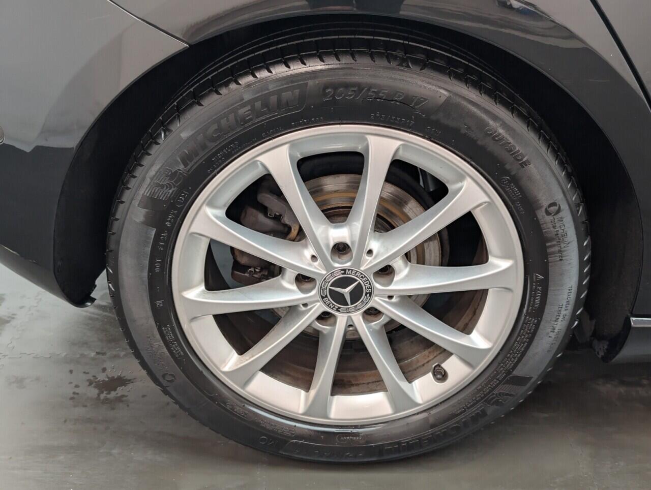 Used Mercedes-Benz A-Class 2018 for sale - 76424811: Photo 9